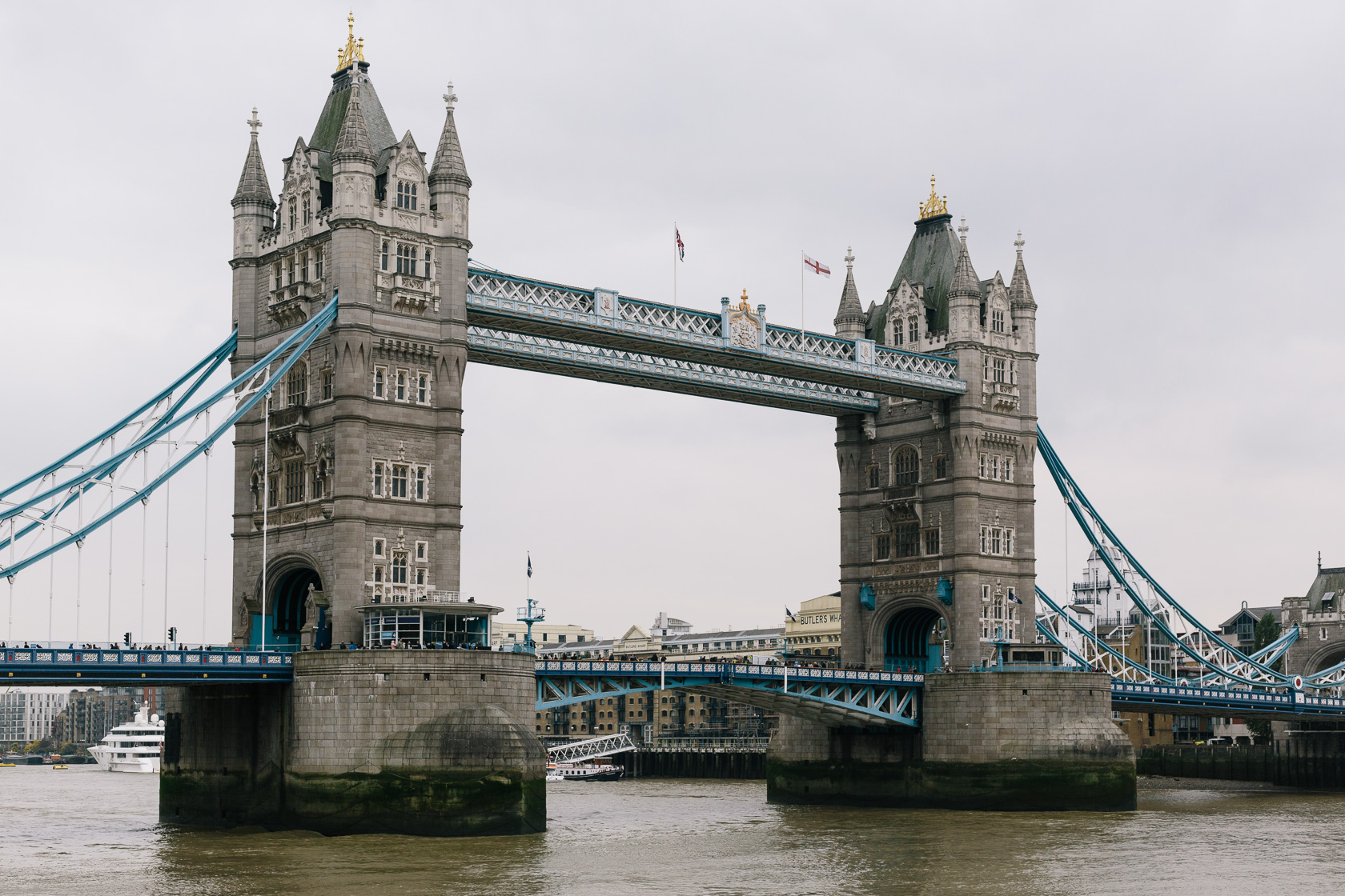 essay about london attractions