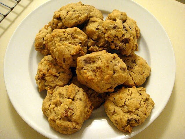 A batch of cookies on a plate