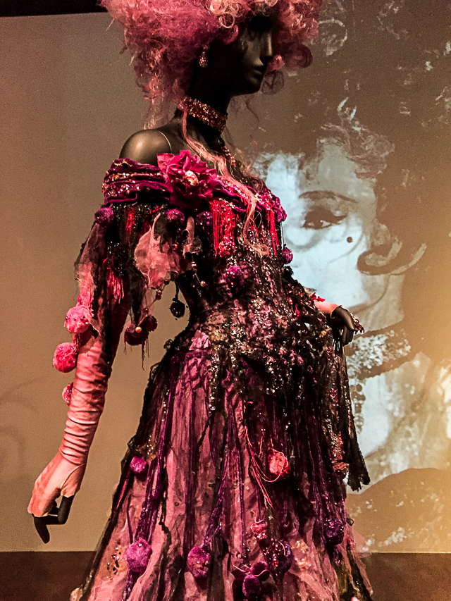 Jacqueline de Ribes Costume Exhibit -0345