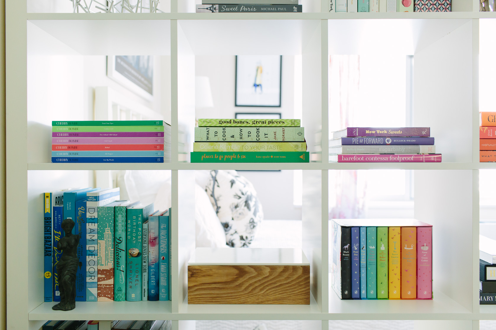 NYC studio apartment home tour featured by top US interior design York Avenue: bookcase